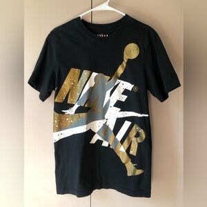 Jordan Nike Air Classic Jumpman T Shirt Black Gold White Adult Small LIKE NEW